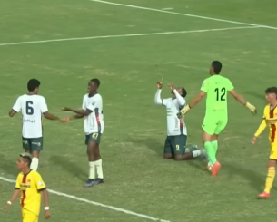 Λάτιν τριάδα με γκολ στο 16.91!