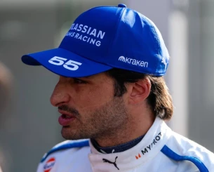 Σάινθ: «Φυσικά και μου πέρασε από το μυαλό να διαλύσω τη Ferrari όταν έμαθα για τον Χάμιλτον»