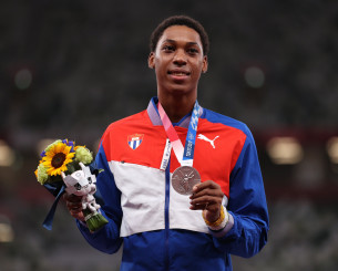 Επέστρεψε στα μεγάλα άλματα ο Ετσεβαρία - βάζει «πλώρη» για το Παγκόσμιο!