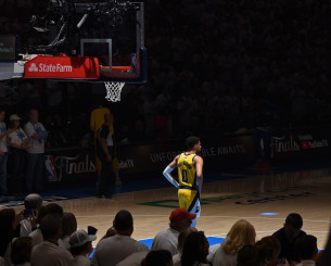 Οι ηρωισμοί του Χαλιμπάρτον έσωσαν τους Πέισερς, αλλά όχι την τηλεθέαση