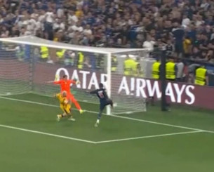 Μια ανάσα από το 3-0 η Παρί με τον Ντεμπελέ (video)