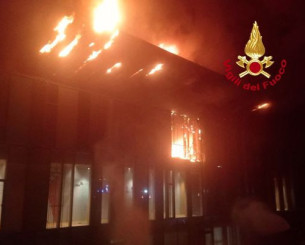 Σκηνές τρόμου στο προπονητικό της Φιορεντίνα – Παίκτες στο νοσοκομείο μετά από πυρκαγιά