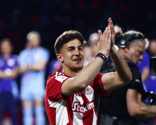 Οι Άγγλοι επιβεβαιώνουν το Athletiko: «Ο Κωστούλας έκλεισε στη Μπράιτον»