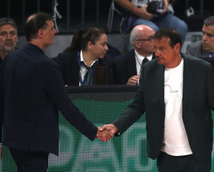 Live η συνέντευξη τύπου μετά το παιχνίδι του Παναθηναϊκού με τον Ολυμπιακό