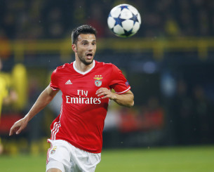 Build up: Πως έζησε τον Βιτόρια ο Σάμαρης 3,5 χρόνια στην Μπενφίκα (video)