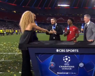 Η αμήχανη στιγμή που ο Καμπίμπ αρνήθηκε να δώσει το χέρι του μόνο στην γυναίκα του πλατό (video)