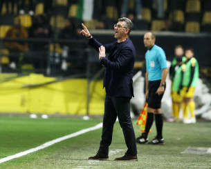 Ο Άρης γέμισε ποσοτικά δεξιά, περιμένει ενίσχυση στα αριστερά