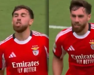 «Αντε γ...» - Η στιγμή που ο Κοκτσού βρίζει τον Λαζ επειδή τον έβγαλε από το ματς (video)