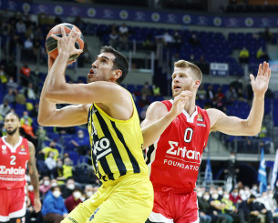 Ο Ντουβερίογλου αποχωρεί από το Ντουμπάι και είναι ελεύθερος στην αγορά