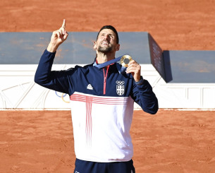 Η απίστευτη γκάφα με Τζόκοβιτς: «Τα 8 νοίκια μπροστά και το κοντινό μετρό»