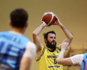 «Μια ιστορία που δε θα τελειώσει ποτέ» - Ο Φώτσης ανανέωσε για ακόμα μια χρονιά με τον Ηλυσιακό