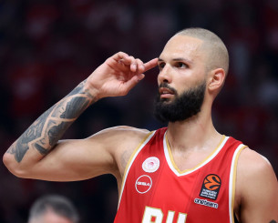 Αδυνατεί να φτιάξει τη λίστα με τα αγαπημένα του φαγητά ο Φουρνιέ - Η τυρόπιτα αλλάζει τα δεδομένα