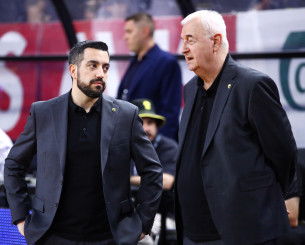 Αποχωρεί από την ΑΕΚ ο άμεσος συνεργάτης του Σάκοτα, Αντρέα Βιτσεντζούτο