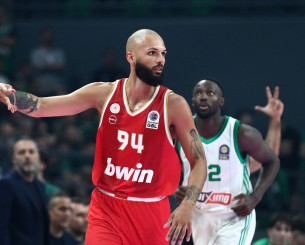 Η μπηχτή του Φουρνιέ για τον Αταμάν: «Θα βρω αληθινούς Έλληνες εκεί;»