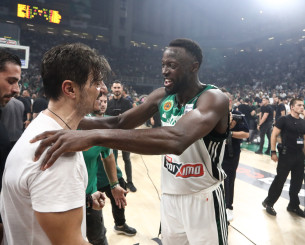 Ο Γκραντ πήρε τον αριθμό του... Σλούκα στην Team USA