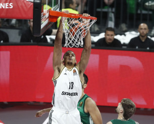 Η Βαλένθια προπορεύεται της κούρσας για την απόκτηση του Σακό