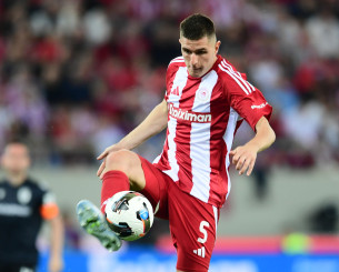 «Βράχος» και... ακούραστος ο Πιρόλα με την Κ21 της Ιταλίας