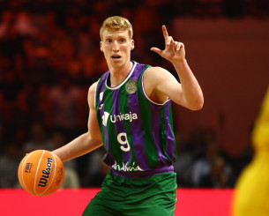 Ο Μούσα έβαλε... αυτογκόλ και η Μάλαγα μείωσε στη σειρά με τη Ρεάλ