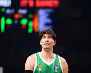 Οσμάν: «Θα επιστρέψουμε πιο δυνατοί την επόμενη σεζόν, ευχαριστώ για την αγάπη σας»