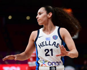 Χριστινάκη στο Athletiko: «Είμαστε με τις οικογένειές μας και όλους εσάς που μας στηρίζετε»