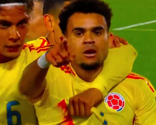 Ο Λουίς Ντίας «ντύθηκε» Μέσι και πέτυχε γκολάρα κόντρα στην Αργεντινή (video)