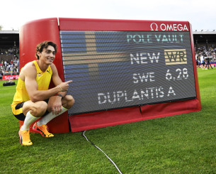 Γιατί ο Ντουπλάντις βελτιώνει το παγκόσμιο ρεκόρ κατά 1 εκ. κάθε φορά;