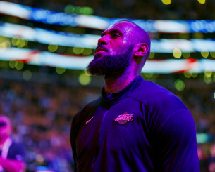 Η Decision 2 του ΛεΜπρόν Τζέιμς ήταν τελικά διαφήμιση κονιάκ