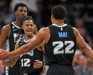 Οι Γκρίζλις... πατάνε το κουμπί με Μοράντ και Τζάκσον