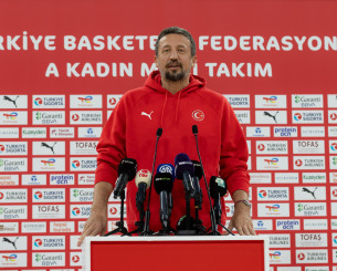 Ο Χέντο Τούρκογλου στο Athletiko: «Για εμάς υπάρχει αντιπαλότητα μόνο στο παρκέ, έχουμε φιλία με την Ελλάδα»