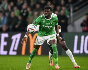 «L Equipe»: «Η ΑΕΚ ετοιμάζει πρόταση για τον Μπατουμπινσικά»