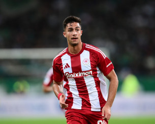 Το «αντίο» των παικτών του Ολυμπιακού στον Κωστούλα!