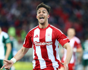 Στην Αγγλία ο Χαράλαμπος Κωστούλας για ιατρικά και υπογραφές με τη Μπράιτον