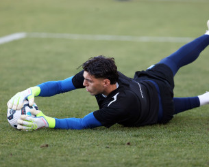 Τα τελειώματα στην προπόνηση της Εθνικής κι οι τρομερές αποκρούσεις Μανδά και Βλαχοδήμου (video)