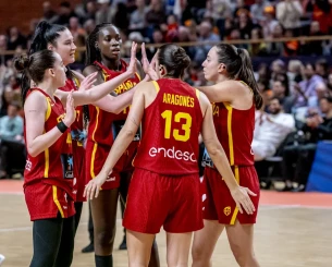 Η Ισπανία διέλυσε τη Μεγάλη Βρετανία και έφτασε στην πρώτη της νίκη