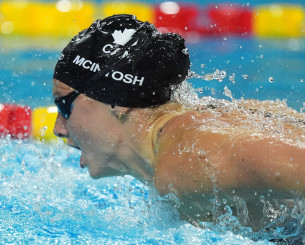 Η Μάκιντος πλησίασε ένα από τα πιο... απλησίαστα παγκόσμια ρεκόρ της κολύμβησης