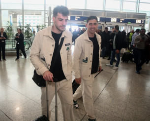 Οι Ιωαννίδης και Μπακασέτας απολαμβάνουν τις διακοπές τους και χαλαρώνουν στη Πάρο (pic)