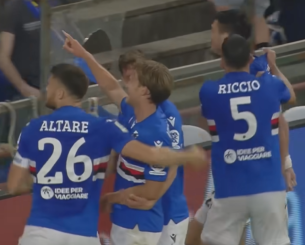 Θα… κομπλάρει από την έδρα