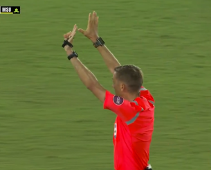 Γράφτηκε ιστορία στο Μουντιάλ Συλλόγων - Είχαμε το πρώτο «θύμα» του κανονισμού των οκτώ δευτερολέπτων (video)