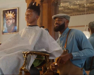 Ο επαγγελματικός προσανατολισμός του ΛεΜπρόν: Σεφ, κουρέας ή τραγουδιστής σε καμπαρέ;