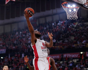 Αβέβαιο το μέλλον του Χολ στην Μπασκόνια - Πολλές ομάδες στο «κυνήγι» του