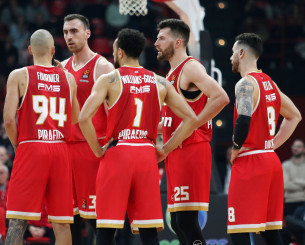 Η ανάρτηση που σημειώνει τη διαφορά του Ολυμπιακού: Γκος και Βιλντόζα... τέλος και στο φόντο o Πίτερς