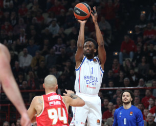 Ανανέωσε με την Εφές ο Μπομπουά