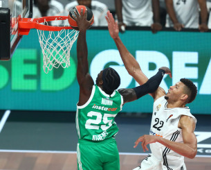 Dunk party στο φετινό top10 της Euroleague - Εντός λίστας ο MVP Κέντρικ Ναν