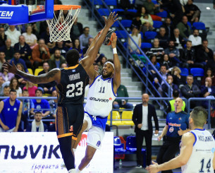 Νέο «χτύπημα» με Ματ Λιούις ο Πανιώνιος