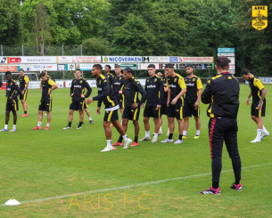 Η πρώτη ενδεκάδα της σεζόν από τον Ουζουνίδη, στην Ολλανδία και ο Μάικιτς