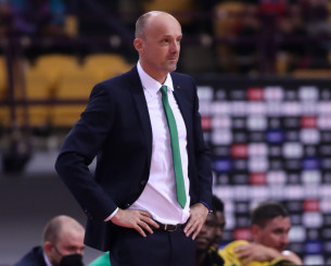 Στη Θεσσαλονίκη ο Ζντοβτς για τον ΠΑΟΚ, παρουσιάζεται την Τετάρτη