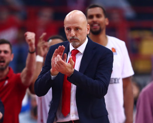 O Σάσα Ομπράντοβιτς ετοιμάζεται να αντικαταστήσει τον Τρινκιέρι στον πάγκο της Ζάλγκιρις