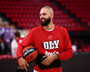 Το μυαλό του Φουρνιέ βρίσκεται στο ΣΕΦ: «Να προσέχετε τον εξοπλισμό μας»