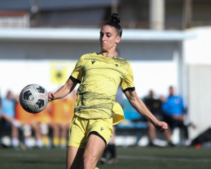 Η Βιολάρη μένει στην ΑΕΚ