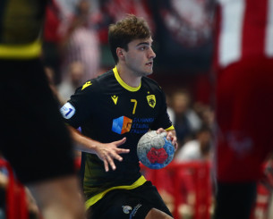 Ανανέωσε ο Βλαστός με την ΑΕΚ